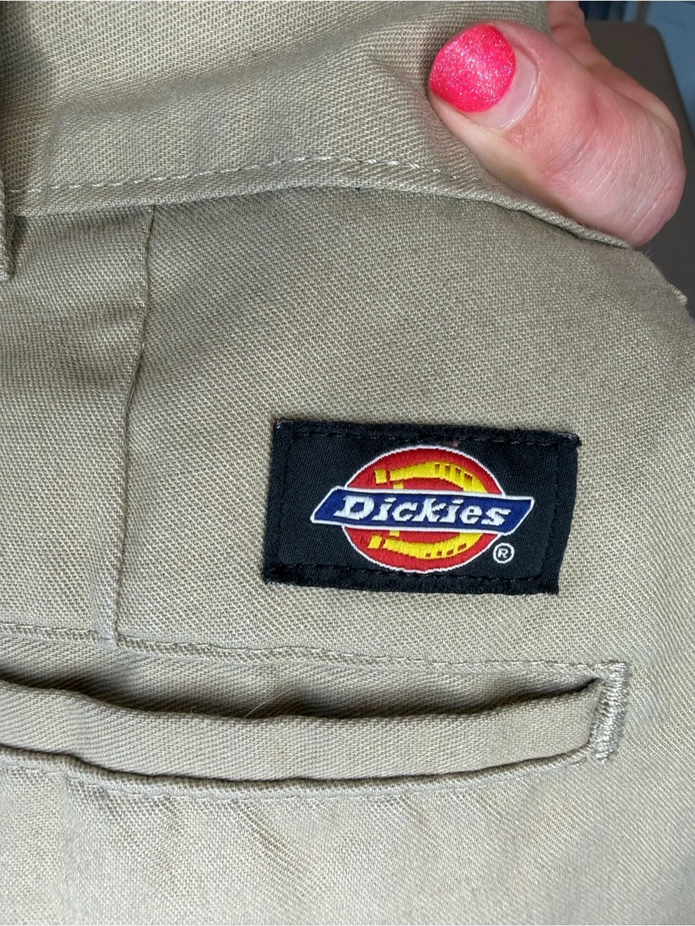Dickies Men's Cargo Shorts in Light Beige Relaxed Fit